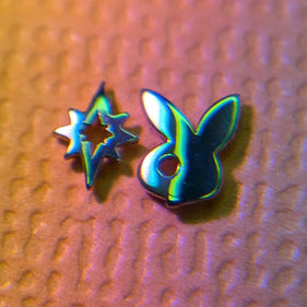 18k Kaboom Twinkle Hollow Tooth Gem