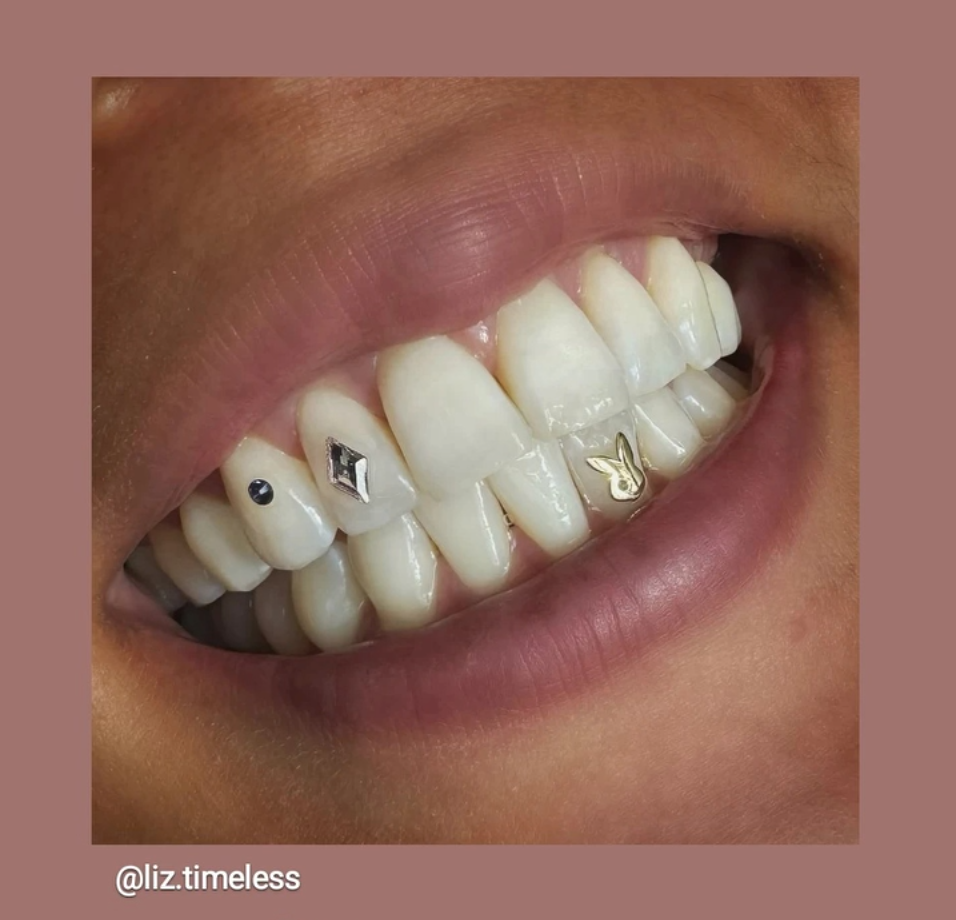 18k Bunny Tooth Gem