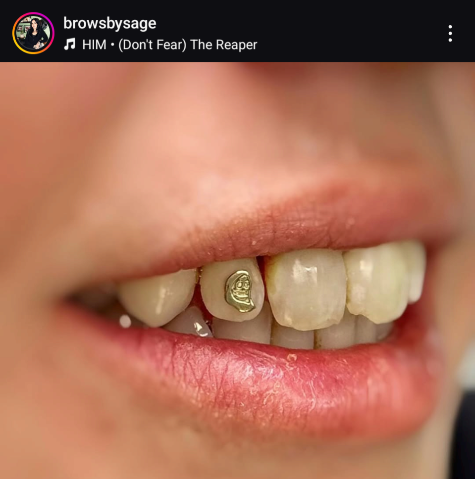 18K Reaper Tooth Gem
