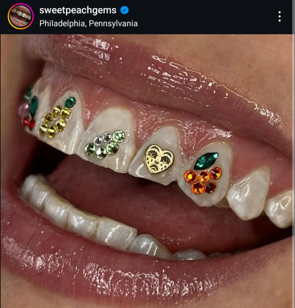 18K Crying Heart Tooth Gem